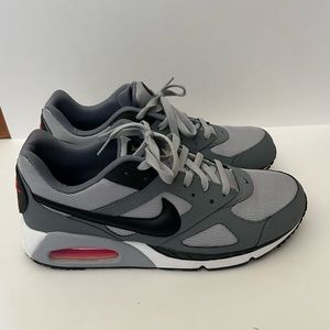 SOLD - Nike Air Max like new excellent condition.